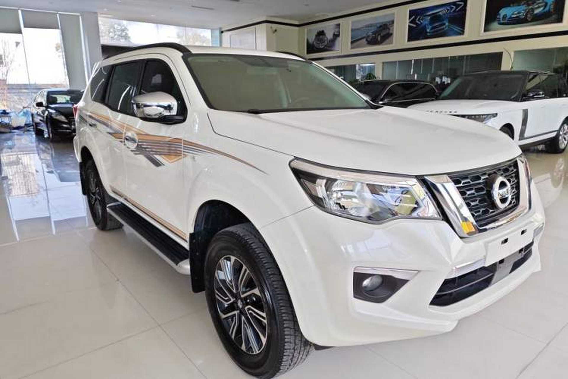 Used Nissan Terra 2020 2.5L XL Upper 4WD Automatic Four-Wheel Drive Luxury Edition Front Right 45 Deg
