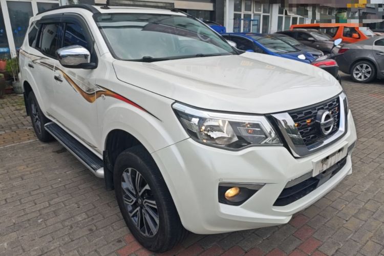 Used Nissan Terra 2020 2.5L XL Upper Automatic Two-Wheel Drive Luxury Edition Front Right 45 Deg