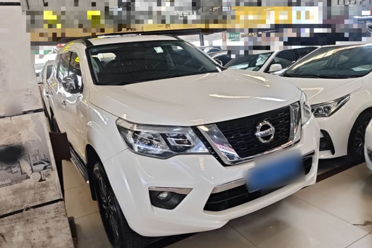 Used Nissan Terra 2020 2.5L XL Upper 4WD Automatic Four-Wheel Drive Luxury Edition Front Right 45 Deg