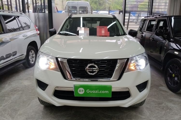 Used Nissan Terra 2020 2.5L XE Manual Two-Wheel-Drive Elite Edition Front