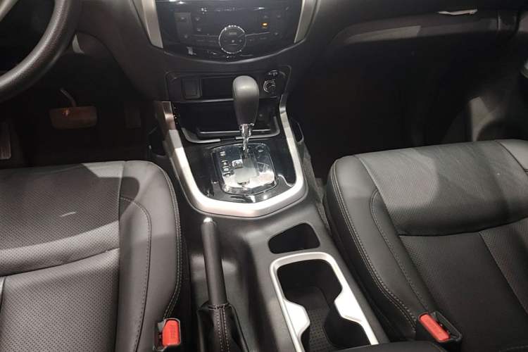 Used Nissan Terra 2020 2.5L XL Upper Automatic Two-Wheel Drive Luxury Edition Gear Lever