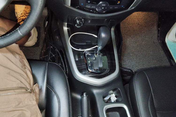 Used Nissan Terra 2020 2.5L XV 4WD Automatic Four-Wheel Drive Flagship Edition Gear Lever