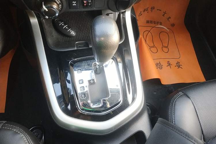 Used Nissan Terra 2020 2.5L XL Upper 4WD Automatic Four-Wheel Drive Luxury Edition Gear Lever