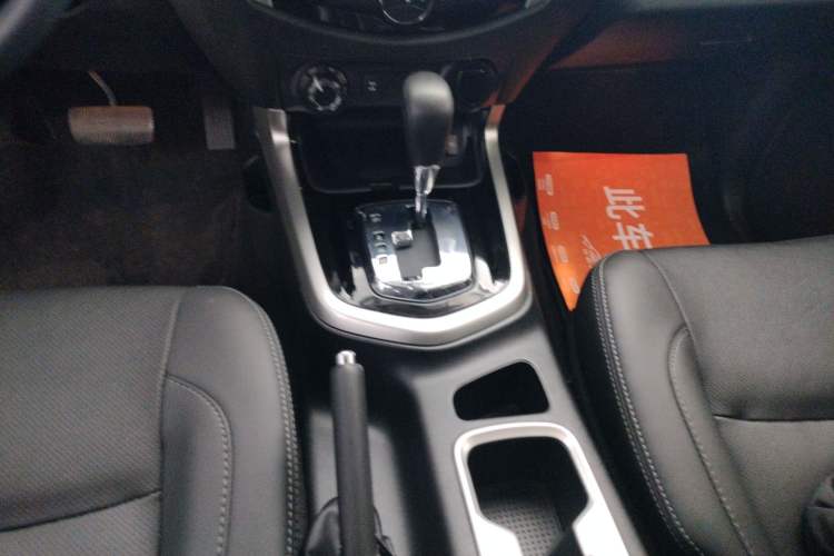 Used Nissan Terra 2020 2.5L XL Upper 4WD Automatic Four-Wheel Drive Luxury Edition Gear Lever
