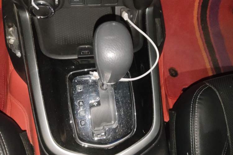 Used Nissan Terra 2020 2.5L XL Upper 4WD Automatic Four-Wheel Drive Luxury Edition Gear Lever