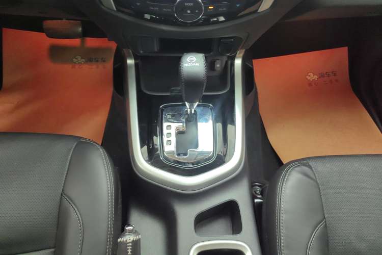 Used Nissan Terra 2020 2.5L XL Upper Automatic Two-Wheel Drive Luxury Edition Gear Lever