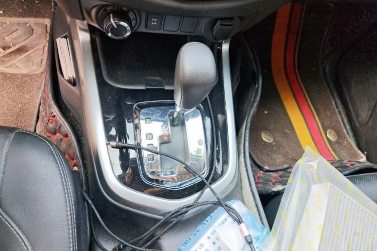 Used Nissan Terra 2020 2.5L XL Upper 4WD Automatic Four-Wheel Drive Luxury Edition Gear Lever
