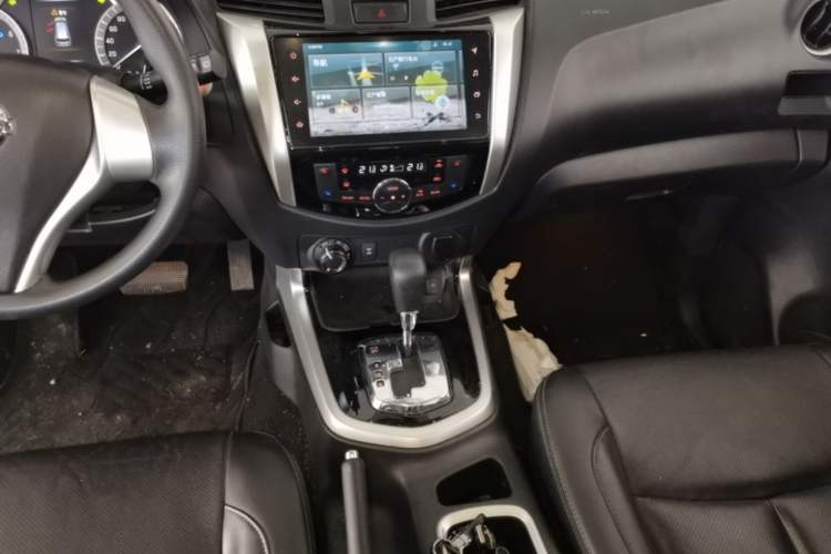 Used Nissan Terra 2020 2.5L XL Upper 4WD Automatic Four-Wheel Drive Luxury Edition Gear Lever