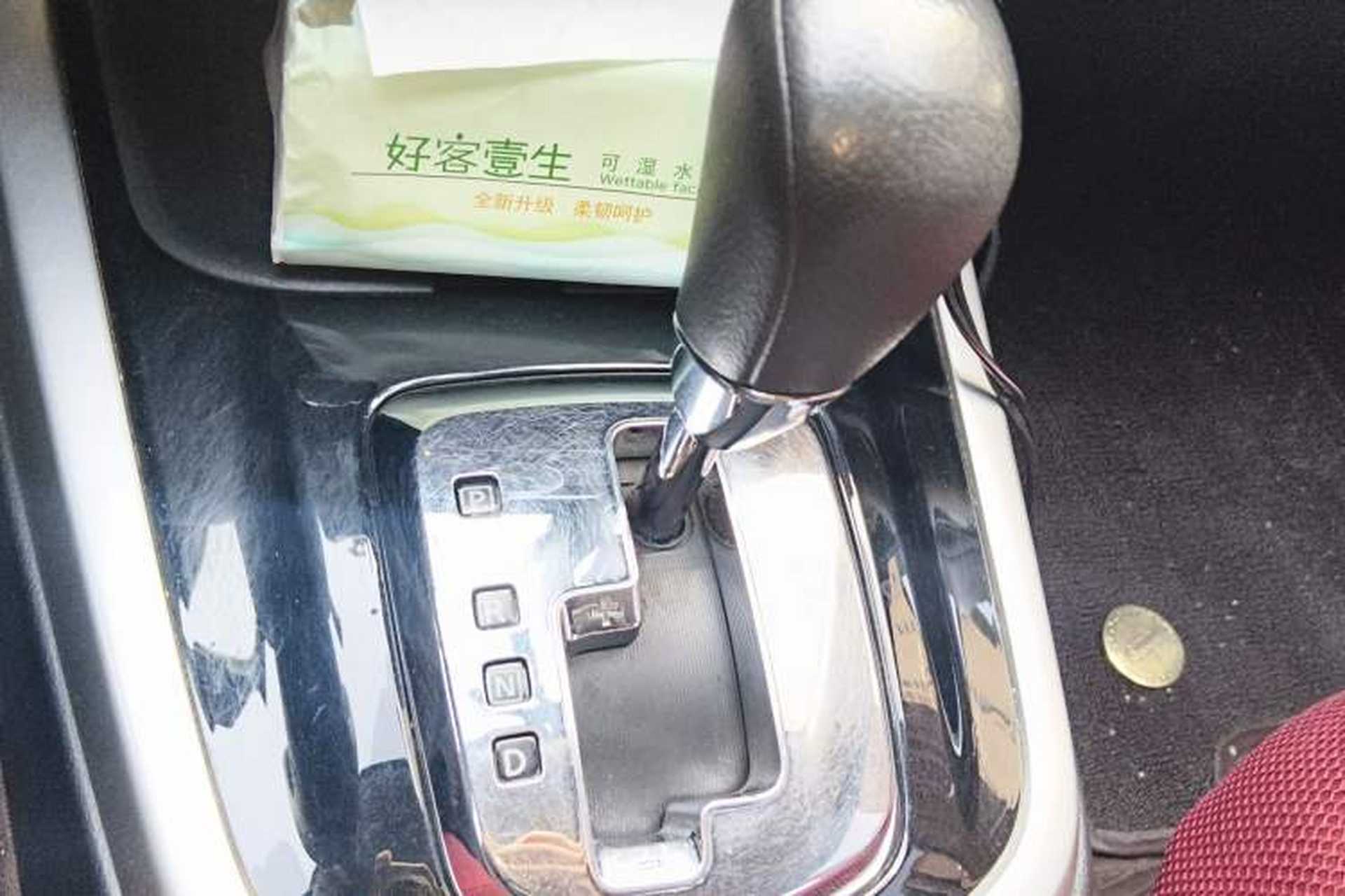 Used Nissan Terra 2020 2.5L XL Upper 4WD Automatic Four-Wheel Drive Luxury Edition Gear Lever