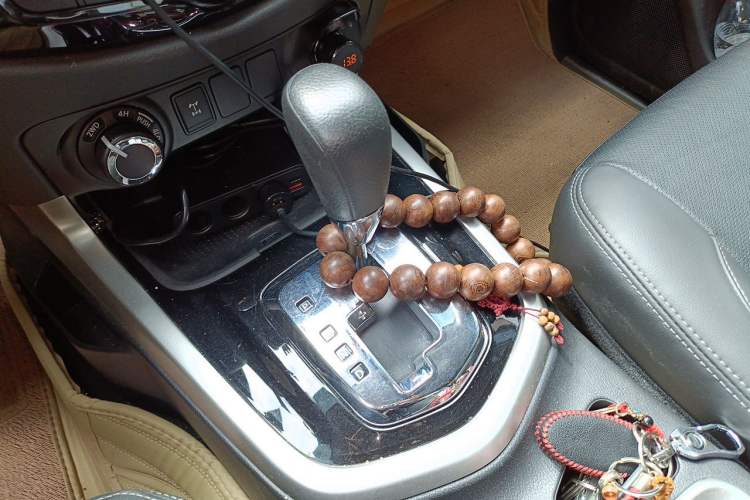 Used Nissan Terra 2020 2.5L XL Upper 4WD Automatic Four-Wheel Drive Luxury Edition Gear Lever