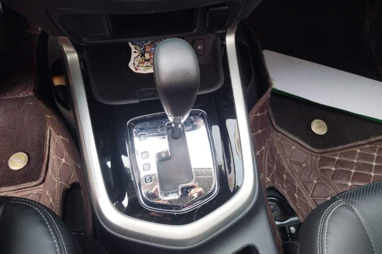 Used Nissan Terra 2020 2.5L XL Upper Automatic Two-Wheel Drive Luxury Edition Gear Lever