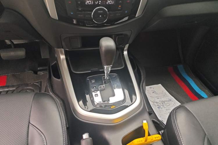 Used Nissan Terra 2020 2.5L XL Upper Automatic Two-Wheel Drive Luxury Edition Gear Lever