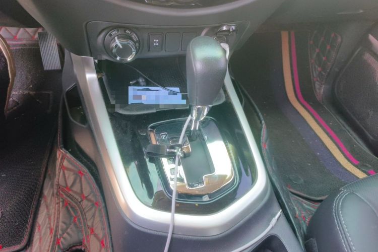 Used Nissan Terra 2020 2.5L XL Upper 4WD Automatic Four-Wheel Drive Luxury Edition Gear Lever