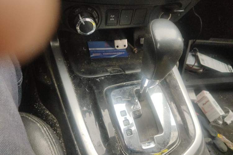 Used Nissan Terra 2020 2.5L XL Upper 4WD Automatic Four-Wheel Drive Luxury Edition Gear Lever