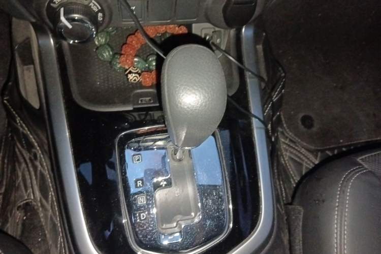 Used Nissan Terra 2020 2.5L XL Upper 4WD Automatic Four-Wheel Drive Luxury Edition Gear Lever