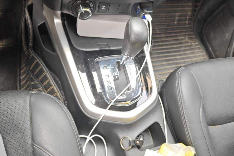 Used Nissan Terra 2020 2.5L XL Upper 4WD Automatic Four-Wheel Drive Luxury Edition Gear Lever