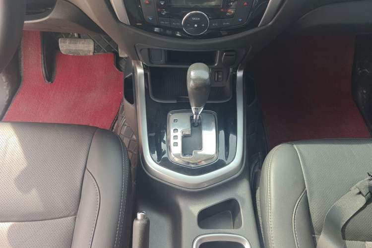 Used Nissan Terra 2020 2.5L XL Upper Automatic Two-Wheel Drive Luxury Edition Gear Lever