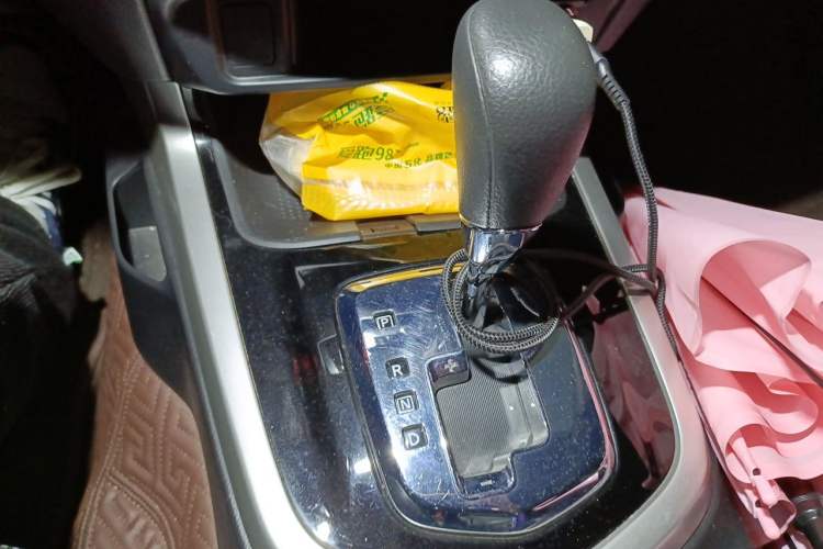 Used Nissan Terra 2020 2.5L XL Upper Automatic Two-Wheel Drive Luxury Edition Gear Lever