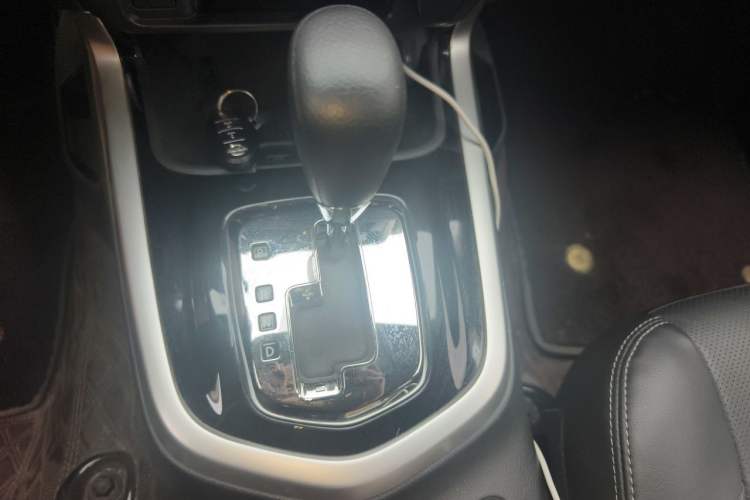 Used Nissan Terra 2020 2.5L XL Upper Automatic Two-Wheel Drive Luxury Edition Gear Lever