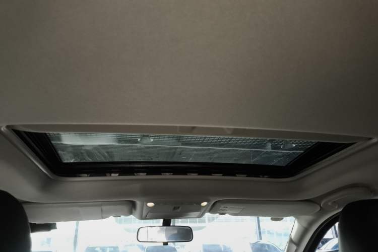 Used Nissan Terra 2020 2.5L XL Upper 4WD Automatic Four-Wheel Drive Luxury Edition Headliner