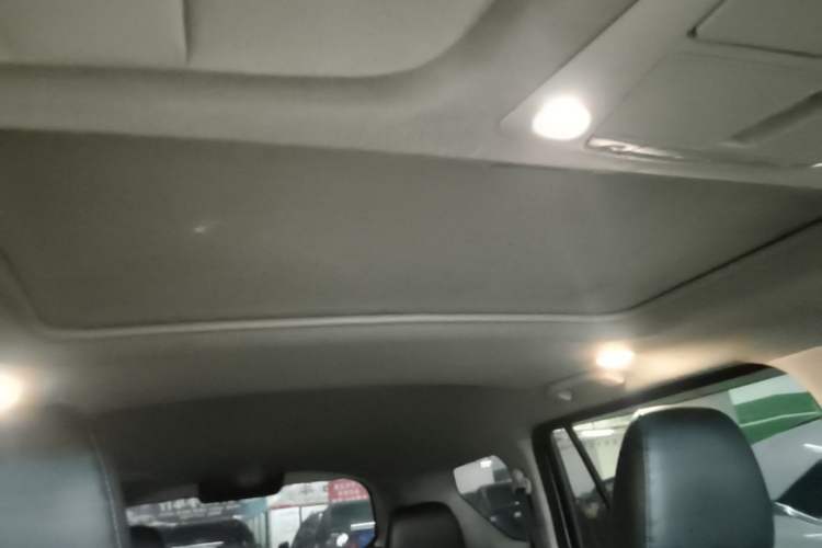 Used Nissan Terra 2020 2.5L XL Upper 4WD Automatic Four-Wheel Drive Luxury Edition Headliner
