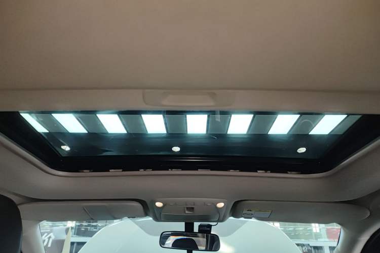 Used Nissan Terra 2020 2.5L XL Upper 4WD Automatic Four-Wheel Drive Luxury Edition Headliner