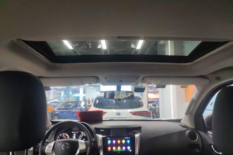 Used Nissan Terra 2020 2.5L XL Upper 4WD Automatic Four-Wheel Drive Luxury Edition Headliner