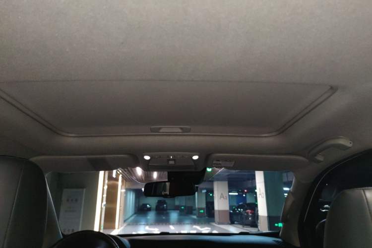 Used Nissan Terra 2020 2.5L XV 4WD Automatic Four-Wheel Drive Flagship Edition Headliner