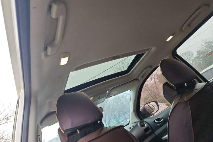 Used Nissan Terra 2020 2.5L XL Upper 4WD Automatic Four-Wheel Drive Luxury Edition Headliner