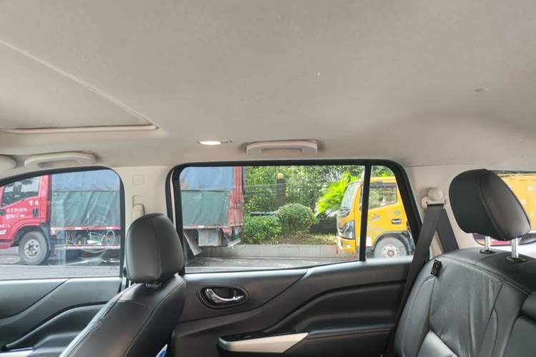 Used Nissan Terra 2020 2.5L XL Upper 4WD Automatic Four-Wheel Drive Luxury Edition Headliner
