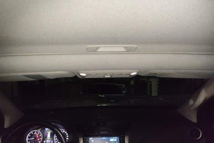Used Nissan Terra 2020 2.5L XV 4WD Automatic Four-Wheel Drive Flagship Edition Headliner