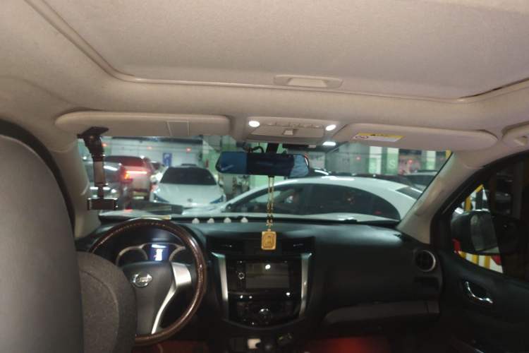 Used Nissan Terra 2020 2.5L XL Upper Automatic Two-Wheel Drive Luxury Edition Headliner
