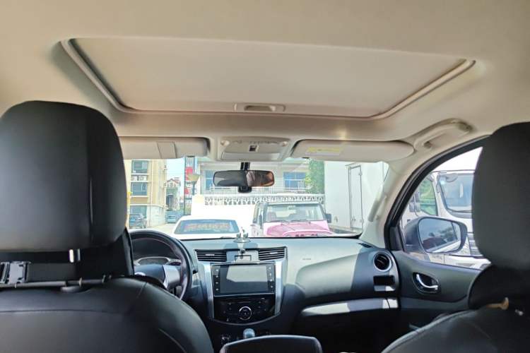 Used Nissan Terra 2020 2.5L XL Upper 4WD Automatic Four-Wheel Drive Luxury Edition Headliner