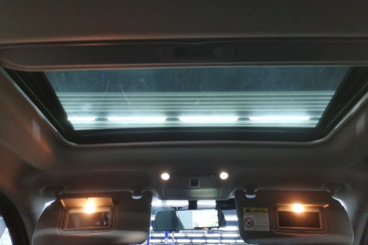 Used Nissan Terra 2020 2.5L XL Upper Automatic Two-Wheel Drive Luxury Edition Headliner