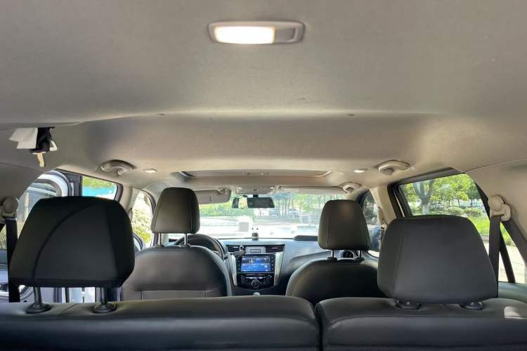 Used Nissan Terra 2020 2.5L XL Upper Automatic Two-Wheel Drive Luxury Edition Headliner
