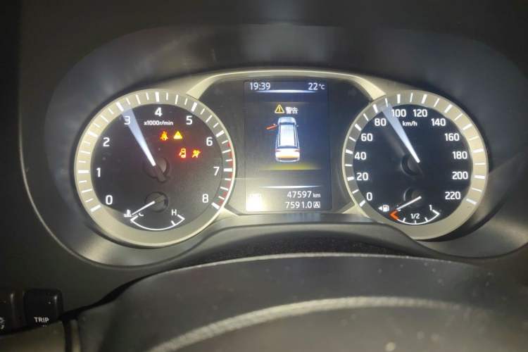 Used Nissan Terra 2020 2.5L XL Upper Automatic Two-Wheel Drive Luxury Edition Instrument Cluster