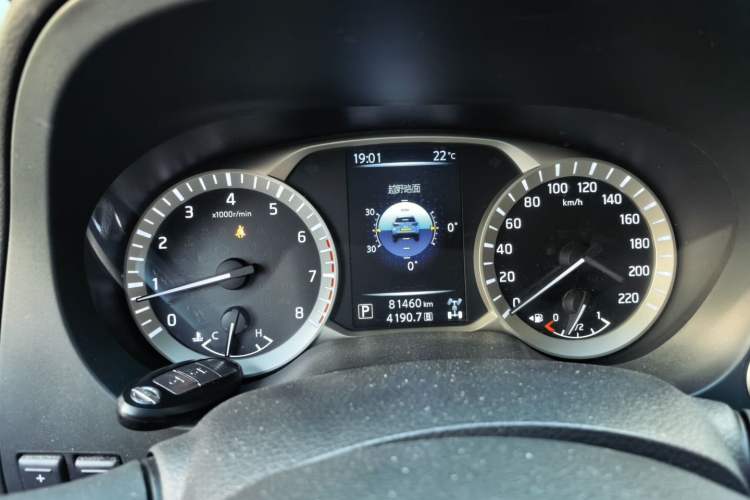 Used Nissan Terra 2020 2.5L XL Upper 4WD Automatic Four-Wheel Drive Luxury Edition Instrument Cluster