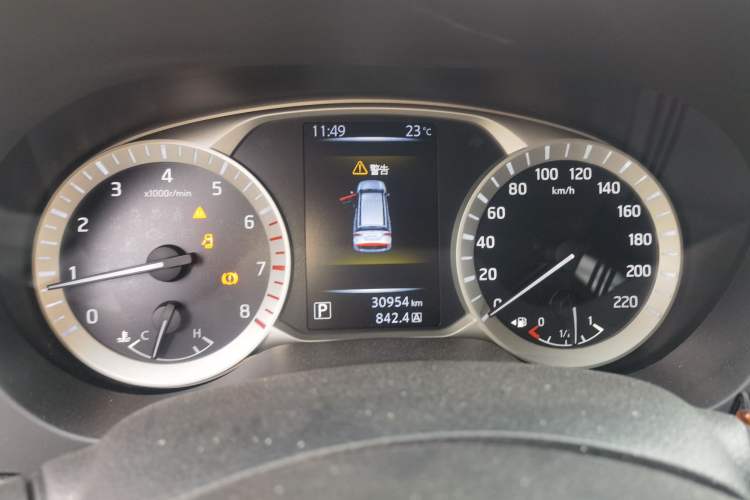 Used Nissan Terra 2020 2.5L XL Upper Automatic Two-Wheel Drive Luxury Edition Instrument Cluster
