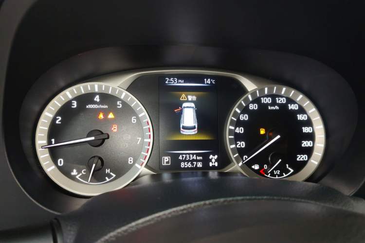 Used Nissan Terra 2020 2.5L XL Upper 4WD Automatic Four-Wheel Drive Luxury Edition Instrument Cluster