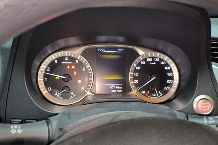 Used Nissan Terra 2020 2.5L XE Manual Two-Wheel-Drive Elite Edition Instrument Cluster