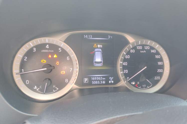 Used Nissan Terra 2020 2.5L XL Upper 4WD Automatic Four-Wheel Drive Luxury Edition Instrument Cluster