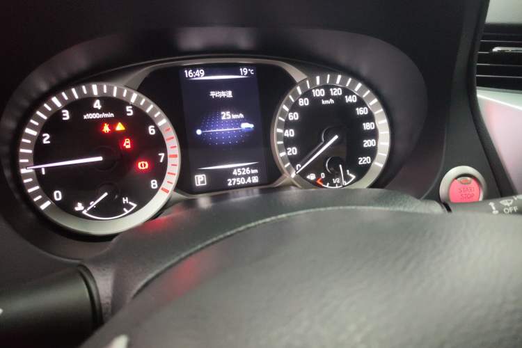 Used Nissan Terra 2020 2.5L XL Upper Automatic Two-Wheel Drive Luxury Edition Instrument Cluster