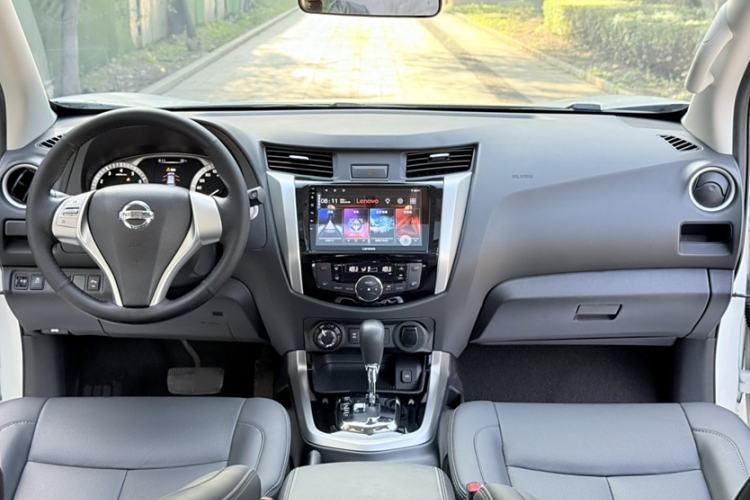 Used Nissan Terra 2020 2.5L XL Upper 4WD Automatic Four-Wheel Drive Luxury Edition Interior 1