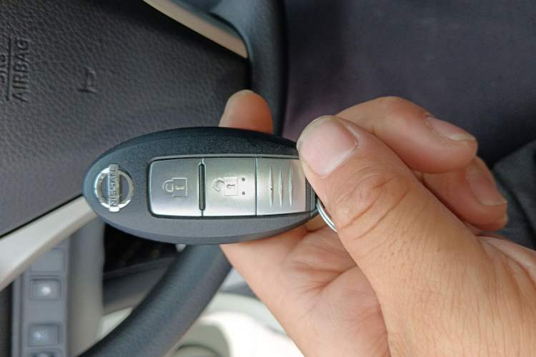 Used Nissan Terra 2020 2.5L XL Upper 4WD Automatic Four-Wheel Drive Luxury Edition Interior 1