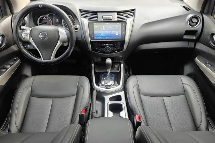 Used Nissan Terra 2020 2.5L XL Upper Automatic Two-Wheel Drive Luxury Edition Interior 2