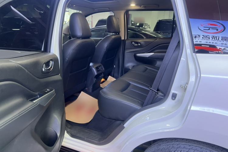 Used Nissan Terra 2020 2.5L XV 4WD Automatic Four-Wheel Drive Flagship Edition Interior 2