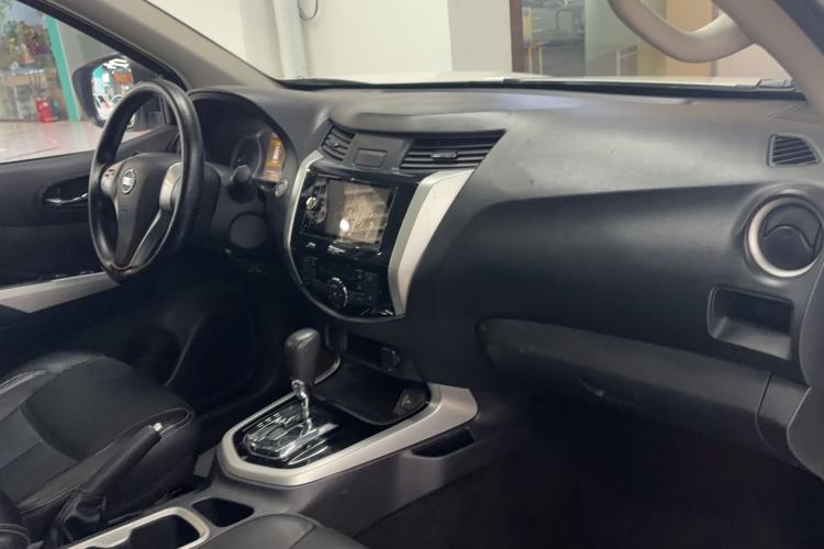 Used Nissan Terra 2020 2.5L XL Upper Automatic Two-Wheel Drive Luxury Edition Interior 2