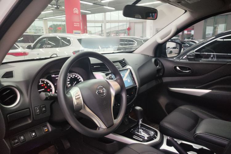 Used Nissan Terra 2020 2.5L XL Upper Automatic Two-Wheel Drive Luxury Edition Interior 2