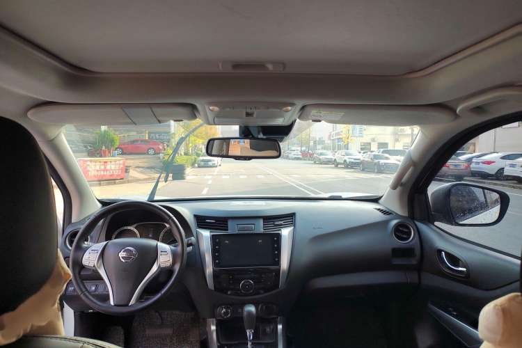 Used Nissan Terra 2020 2.5L XV 4WD Automatic Four-Wheel Drive Flagship Edition Interior 3