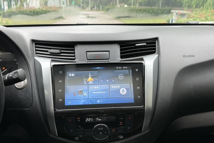 Used Nissan Terra 2020 2.5L XV 4WD Automatic Four-Wheel Drive Flagship Edition Interior 3